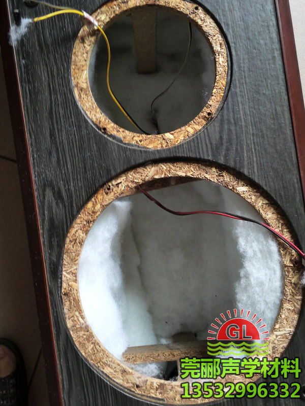 音響隔音改裝，填充吸音棉過程大揭秘