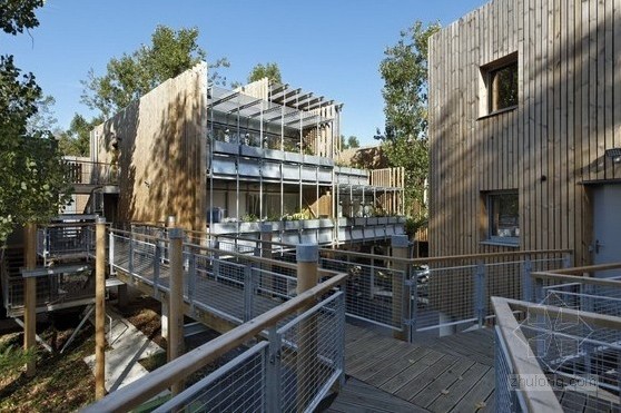 普通家庭住宅應(yīng)通過哪些措施隔音降噪？